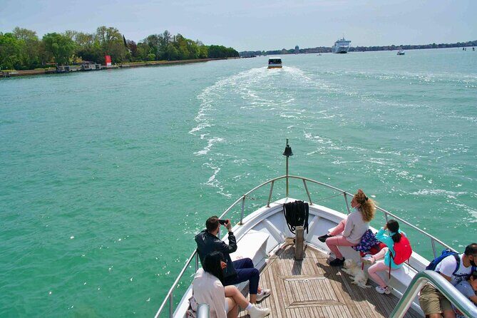 Boat excursion to the islands of Murano, Burano and Torcello - Who Would Love This Tour?