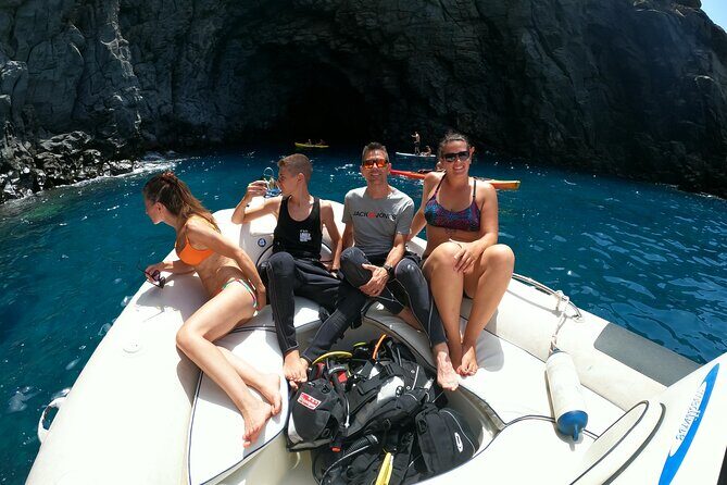 Boat Excursion to visit underwater lava tongues - Discovering Tenerife’s Underwater Lava Tongues: A Full Review of the Boat Excursion