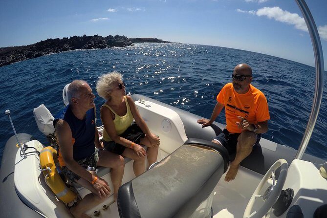 Boat Excursion to visit underwater lava tongues - A Deep Dive into the Experience