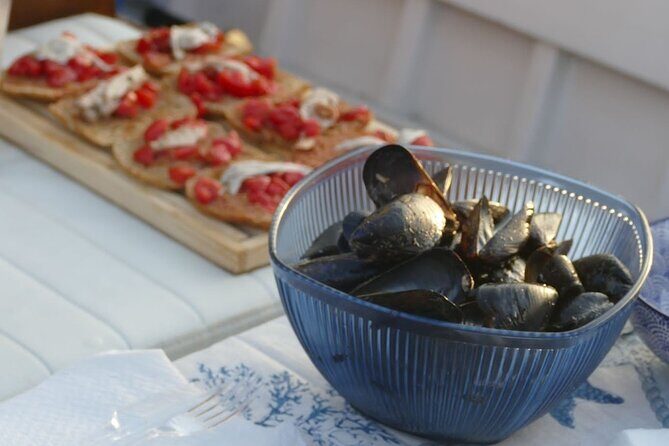 Boat experience in the crystal clear waters of Cilento - FAQs