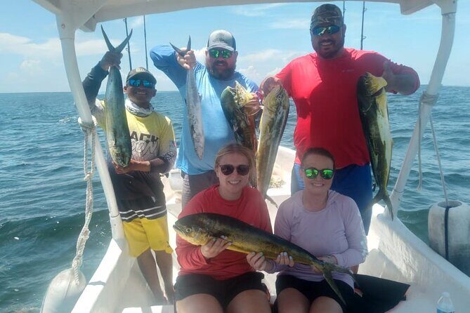 Boat Fishing Tour, Puerto Morelos CIPREA, 25' - Introduction