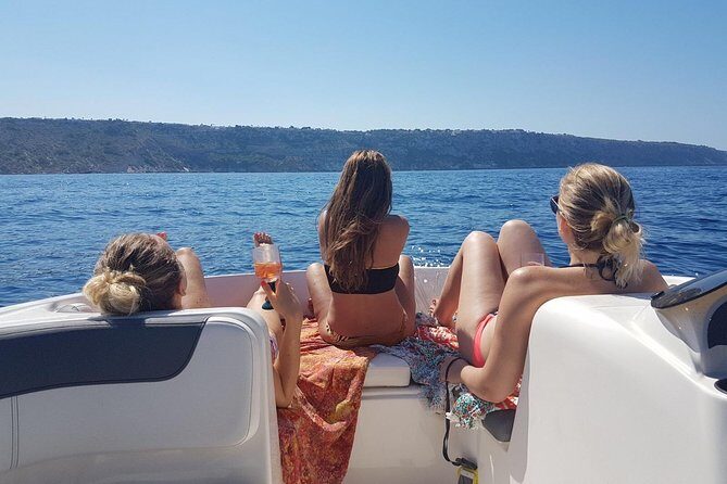 Boat rental without license - B540 'Gaia' (5p) - Can Pastilla - FAQs