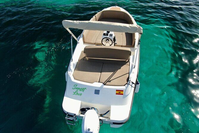 Boat Rental Without License in Ibiza and San Antonio - Key Points