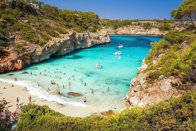Boat tour Cala Figuera, Es Pontas, Caló de Moro, Cala Marmols - Who Will Love This Tour?