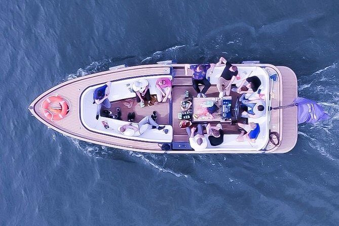 Boat Tour in Frankfurt for up to 12 Guests - Analyzing the Value