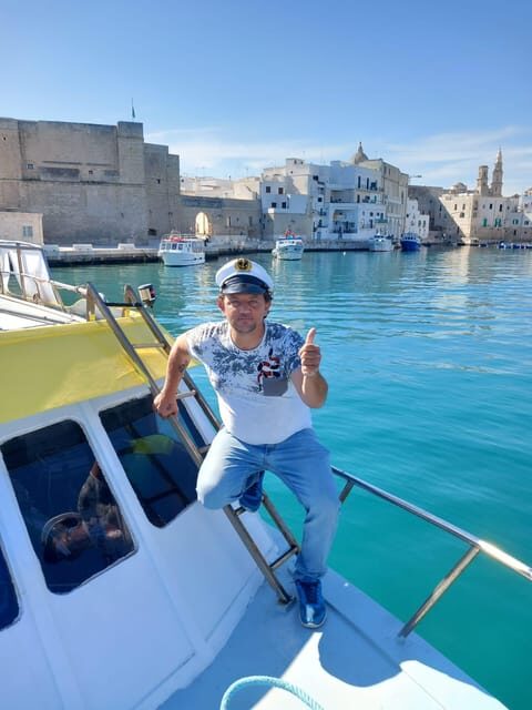 Boat tour in Monopoli of 1.30h - Exploring the Monopoli Coastline: A Practical & Authentic Boat Tour Experience