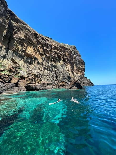 Boat Tour: Island hopping by dinghy with cave visits and snorkeling - Analyzing the Value