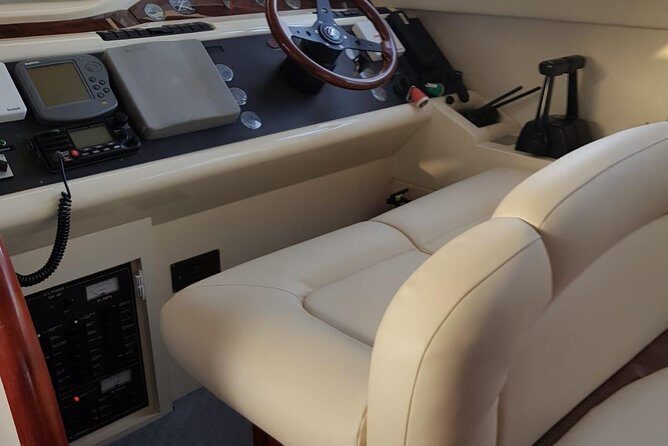 Boat Trip 4 Hours - Private Charter ("KEEPER UNO" Boat) - The Sum Up