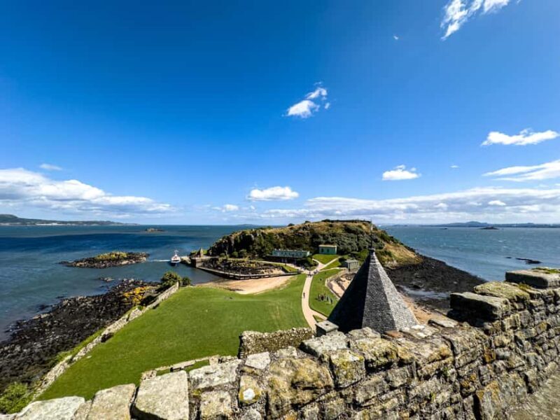 Boat trip and guided tour to Inchcolm Island - In-Depth Review of the Inchcolm Island Tour