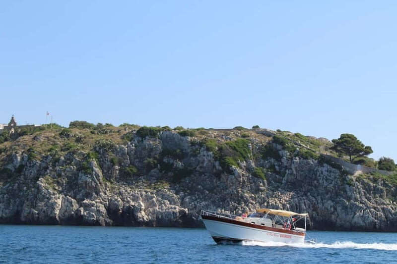 Boat trip from Castro to Malepasso with aperitif on board - What Makes This Tour Stand Out?