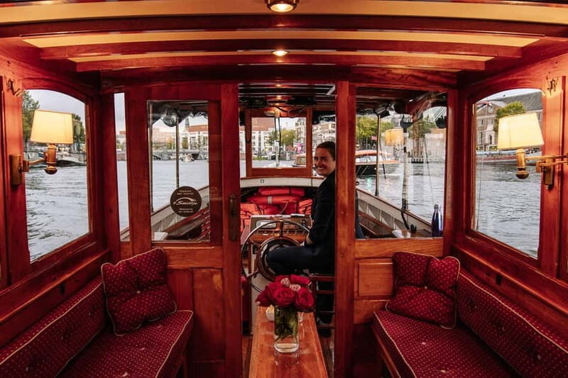 Boat trip through the canals of Amsterdam with Spanish guide - Frequently Asked Questions