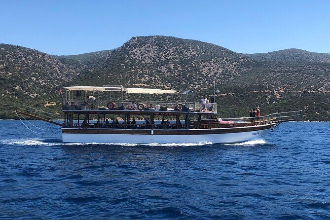 Bodrum Boat Trip With Lunch 11:00 to 17:00 - Real Traveler Insights and Tips