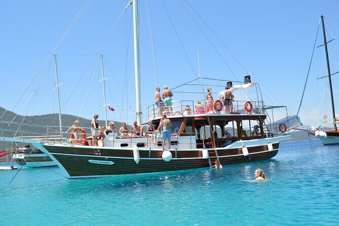 Bodrum Daily Boat Trip / Orak or Black Island - What Makes the Tour Stand Out?