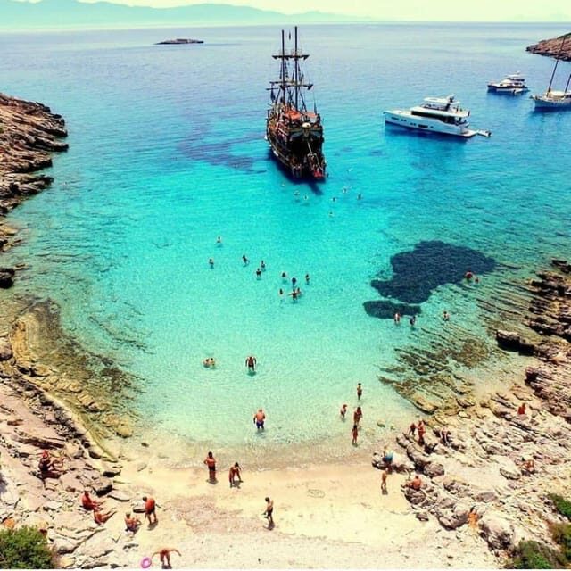 Bodrum: Pirate Boat Trip with Lunch and Swim Stops - Introduction to the Bodrum Pirate Boat Experience
