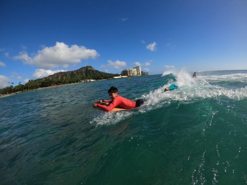 Bodyboard lesson in Waikiki, Two Students to One Instructor - What Youll Need to Bring