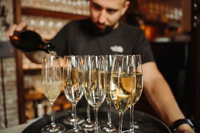 Bohemian Barcelona Neighborhood Evening Tapas & Wine Tour - An In-Depth Look at the Experience