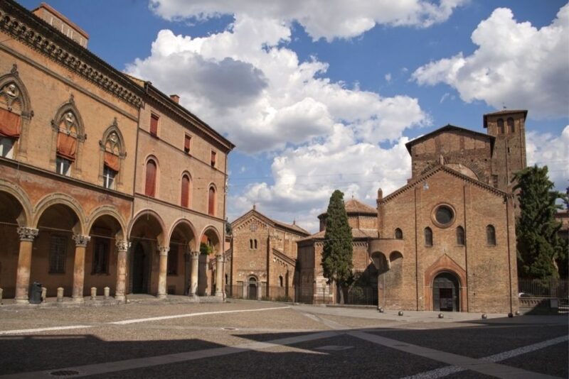 Bologna: Bike Rental - Discovering Bologna on Two Wheels: An In-Depth Review