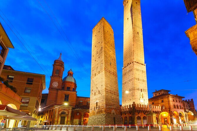Bologna City Highlights Private Guided Tour at Night - The Tour Experience: A Deep Dive into Bologna’s Nighttime Charm