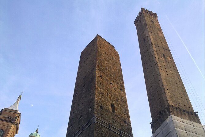 Bologna Scavenger Hunt and Highlights Self-Guided Tour - Introduction