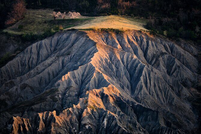 Bologna Surroundings Photo Tour: Rolling Hills and Badlands - Who Will Love This Experience?