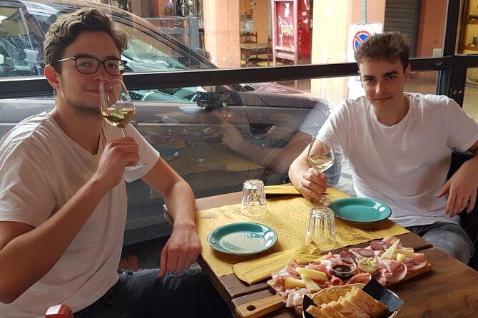 Bologna Wine Tasting In wine shop with a local - The Price and Its Value