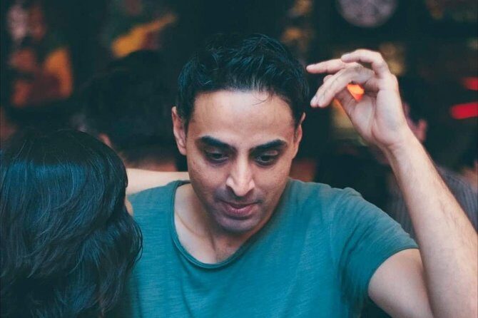 Bombay Party (Bar Crawl) - Key Points