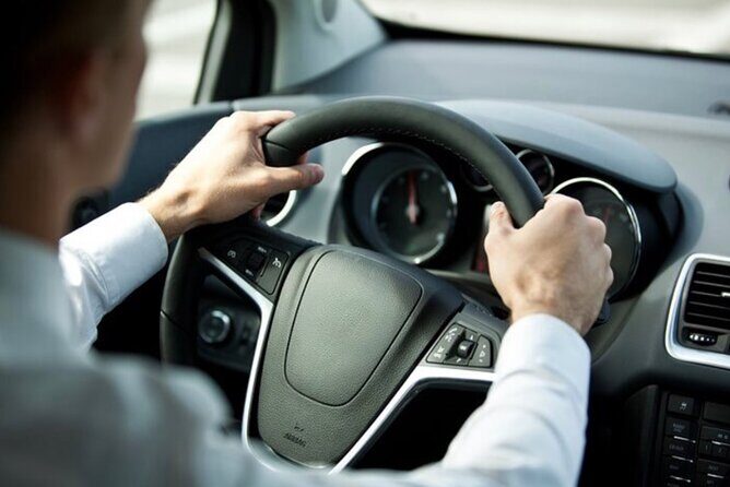 Book Private transfer from Barcelona airport to City - Who Is This Transfer Perfect For?