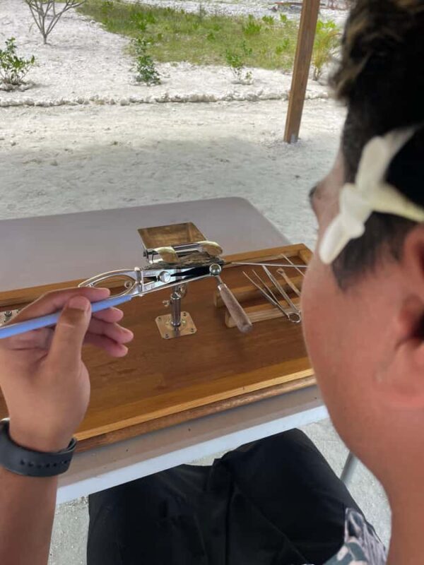 Bora Bora: Discovering the Tahitian black pearl ! - Snorkeling and Coral Garden Exploration