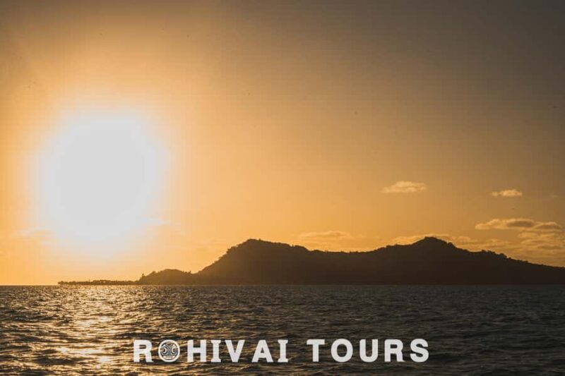 Bora Bora: Private Sunset cruise on the lagoon - Key Points