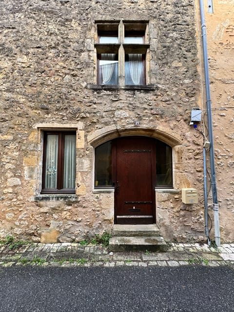 Bordeaux Backcountry E-Bike Tour with Lunch & Wine Tasting - FAQs