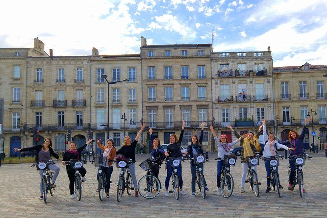 Bordeaux Essentials Sightseeing Bike Tour with a Local Guide - What Youll See and Experience