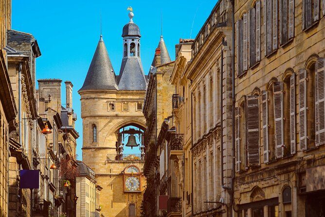 Bordeaux Evening Food Tour : Local Delicacies - The Grand Finale: Place de la Bourse