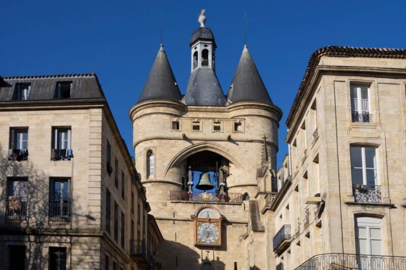 Bordeaux: Express Walk with a Local in 60 minutes - Detailed Breakdown of the Itinerary