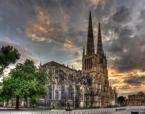 Bordeaux Guided Walking Tour with a Private Guide - A Detailed Look at the Bordeaux Guided Walking Tour