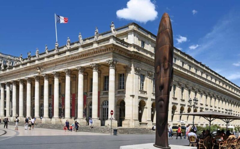 Bordeaux highlights small group tour from Biarritz - Key Points