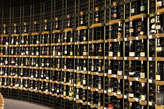 Bordeaux Old Town & Market Local Food with Wine Tastings Tour - Starting Point and Duration