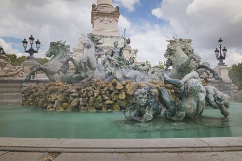 Bordeaux: Private custom tour with a local guide - An In-Depth Look at the Bordeaux Private Tour