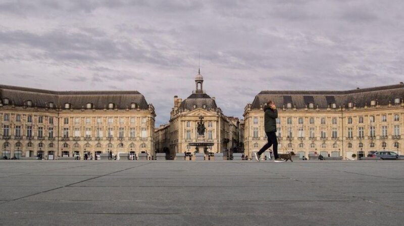 Bordeaux: Private Guided Walking Tour - Discovering Bordeaux’s Celtic Roots and Historical Battles
