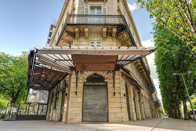 Bordeaux Private Walking Tour With A Professional Guide - An In-Depth Look at the Experience