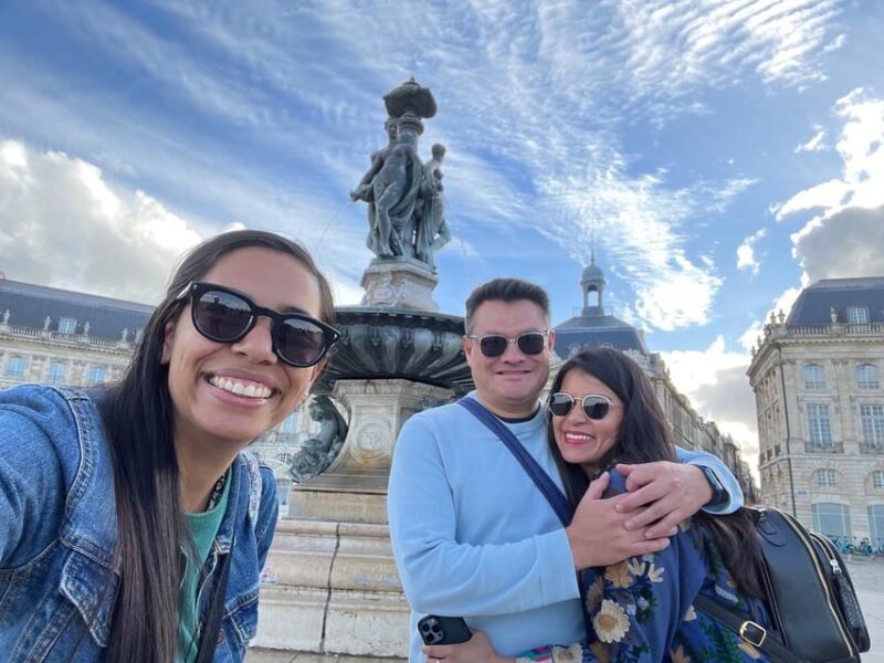 Bordeaux: Small group - Guided Walking Tour - Starting Point: Cathedral Saint André