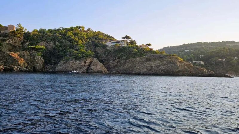 Bormes-les-Mimosas: Hybrid boat trip around Fort de Brégançon - The Itinerary in Detail