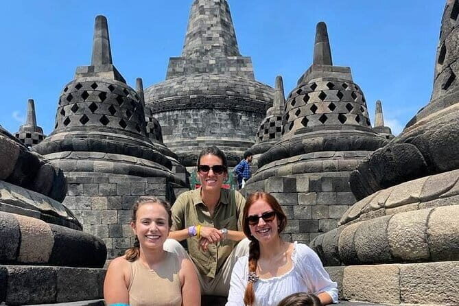Borobudur Climb Up and Selogriyo Temple Rice Terraces Trekking - Starting the Day: Pickup and Journey to Borobudur
