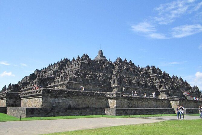Borobudur ( Guarantee ClimbUP ) and Prambanan Temple Day Tour - FAQ