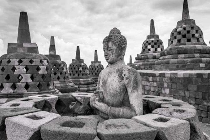 Borobudur & Prambanan in Yogyakarta, train to Malang, hike Bromo & Ijen // 4D3N - Key Points