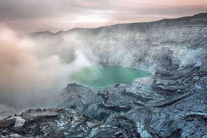 Borobudur & Prambanan in Yogyakarta, train to Malang, hike Bromo & Ijen // 4D3N - FAQ