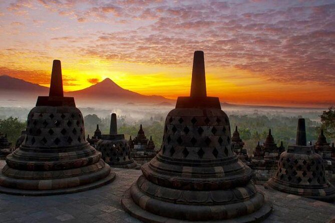 Borobudur Sunrise, Mount Merapi and Prambanan Tour - Concluding the Day with Views and Reflection