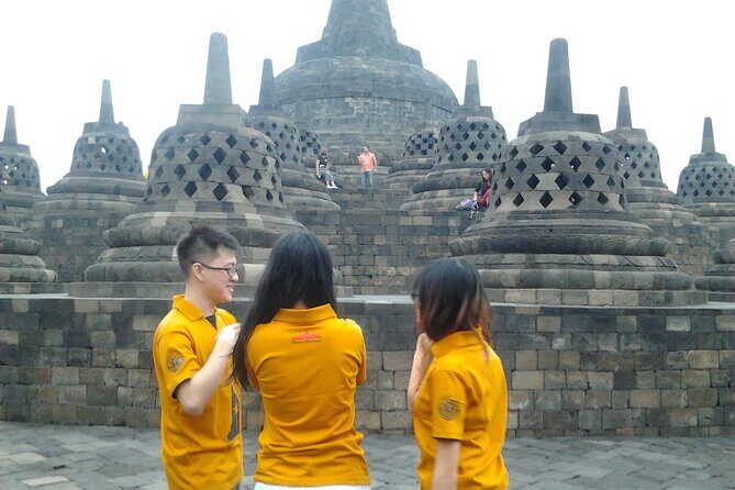 Borobudur Sunrise via VIP gate Manohara Borobudur - An In-Depth Look at the Borobudur Sunrise via VIP Gate Manohara Tour