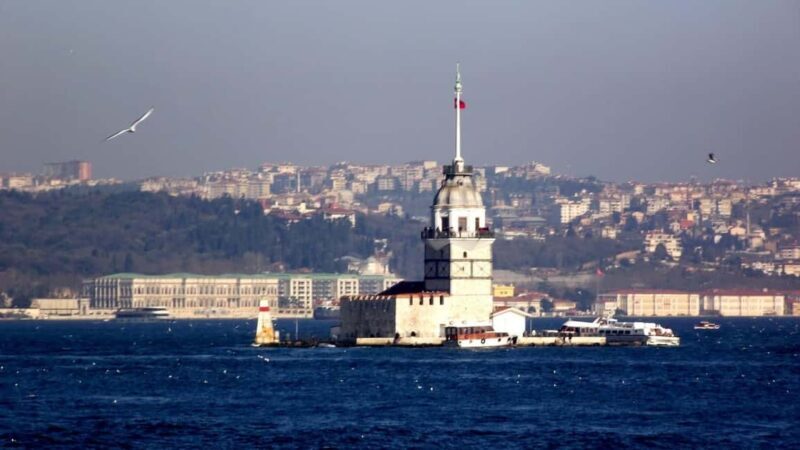 Bosphorus Boat Tour: Sunrise, Noon & Sunset Trips - The Experience: What to Expect on the Bosphorus Trip