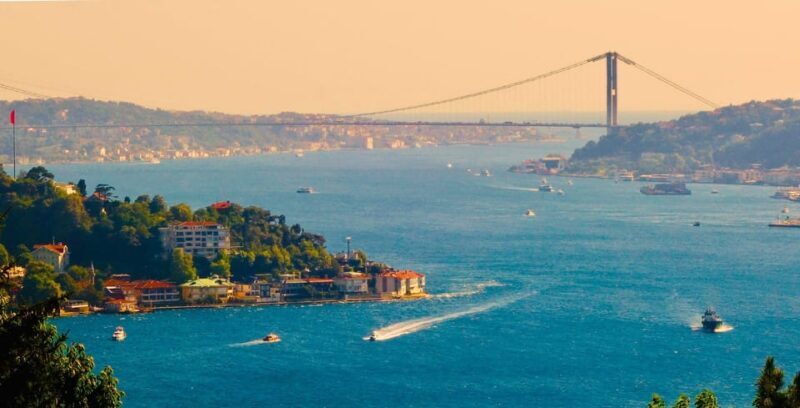 BOSPHORUS BUS & BOAT