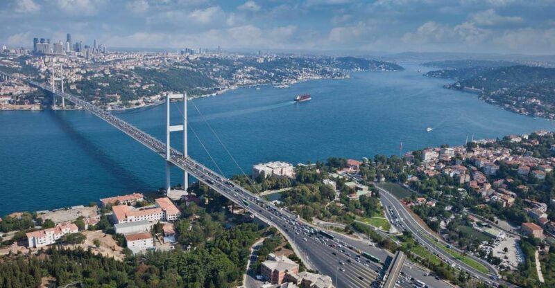 Bosphorus Cruise from Istanbul Airport - Key Points